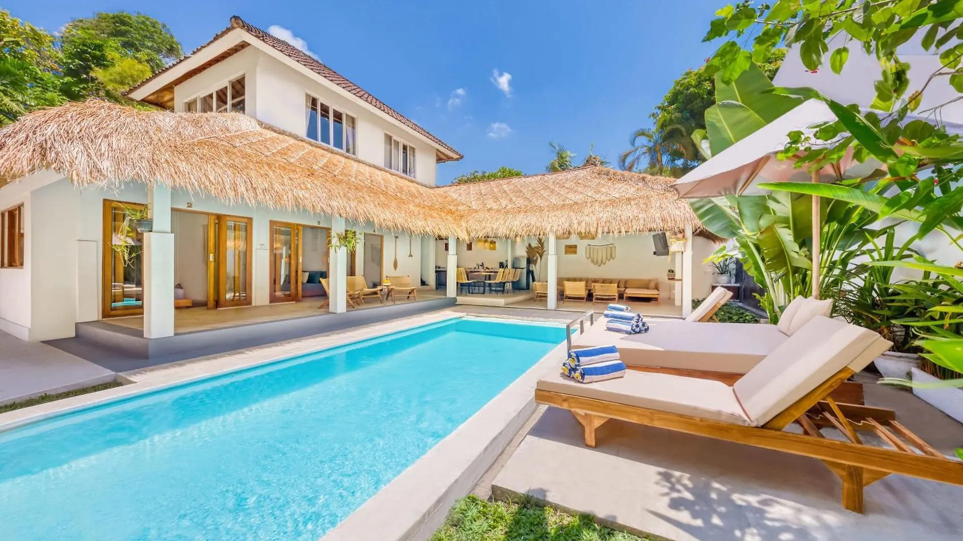 Villa Barcelona - Private 5 Bdr Villa In Seminyak, Best Location, Large Pool & Garden  Seminyak (Bali)